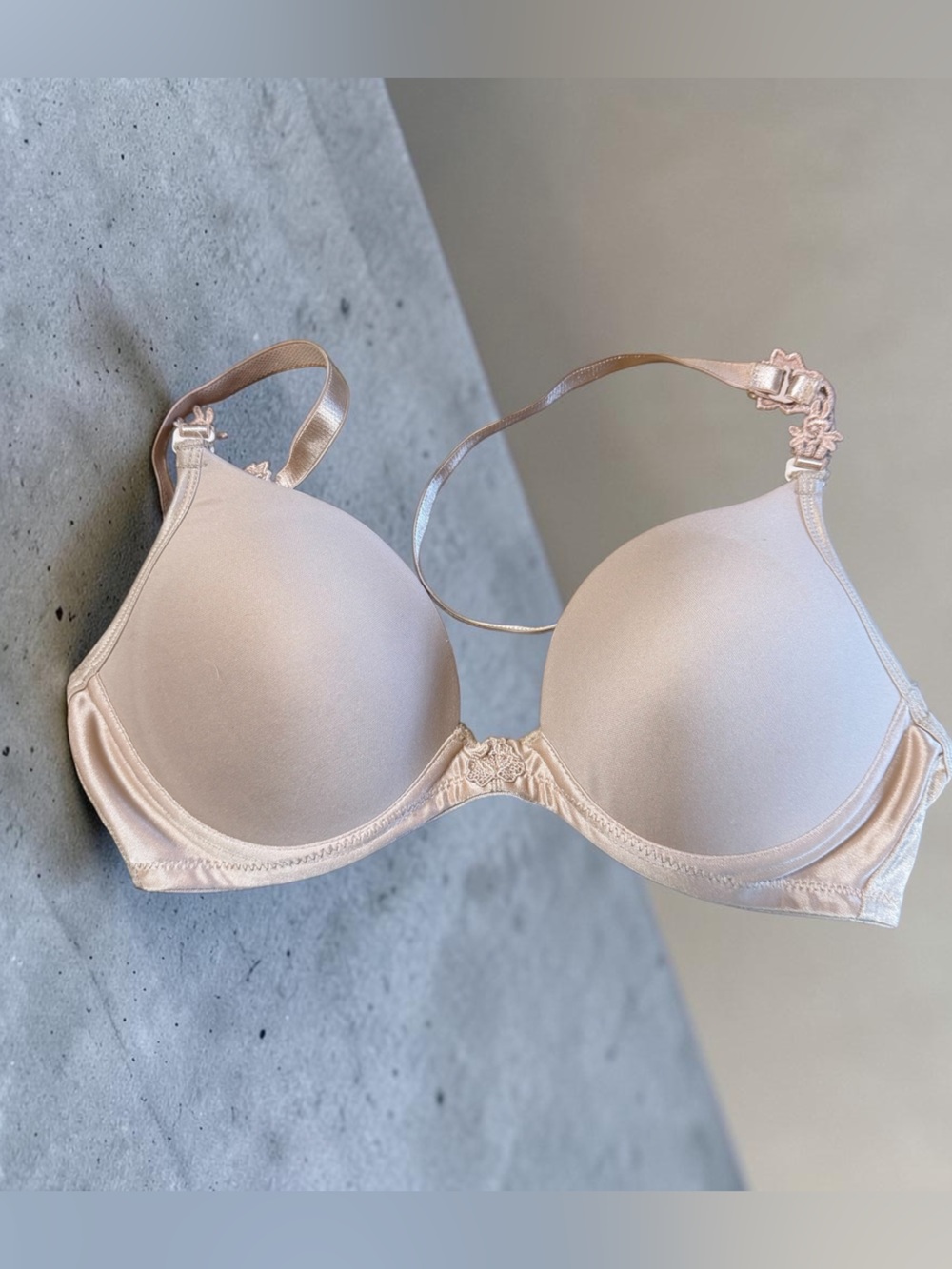Breezies Soft Blush T-Shirt Bra - Smooth Seamless Cups